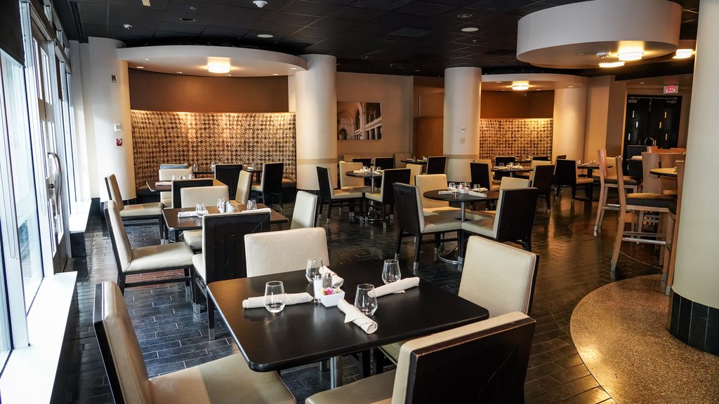 21st Amendment Bar & Grill seating area