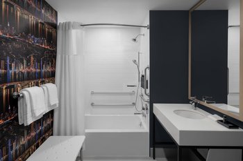 City View - 1 King, Guest room, 1 King, City view