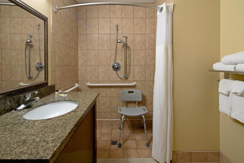 STUDIO STE 1QN MOBIL ACCESS TUB NOSMK