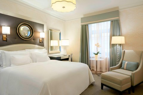 Bristol Executive Room