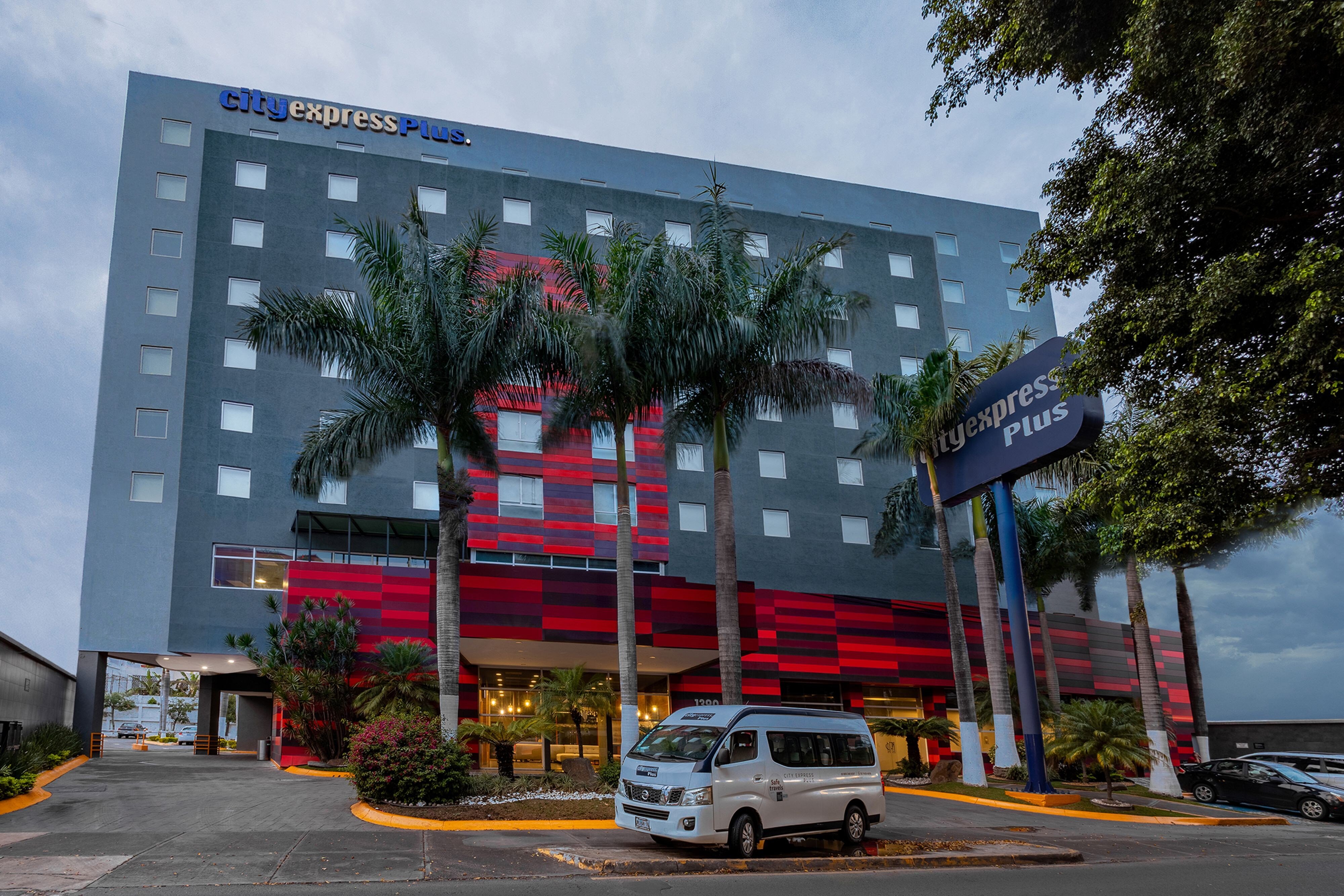 City Express Plus by Marriott Expo