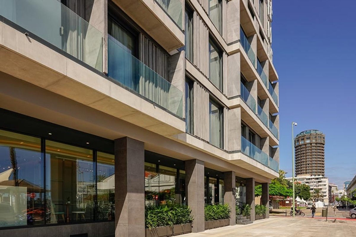 Hotel LIVVO Lumm