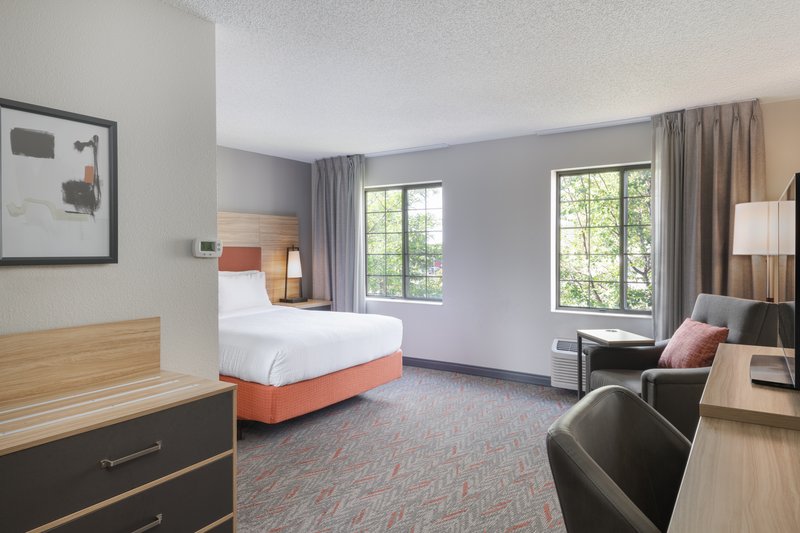 STAYBRIDGE SUITES EAGAN