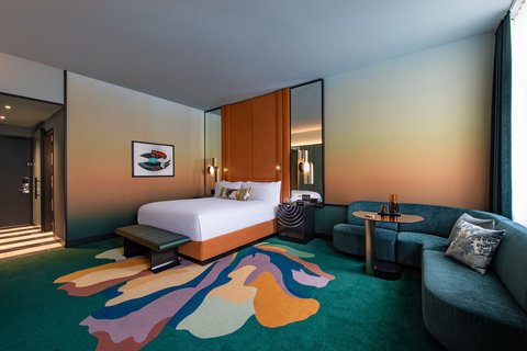 Premier King Guest Room - Park View