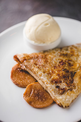 Panqueque de Dulce de Leche -  Elena Restaurante