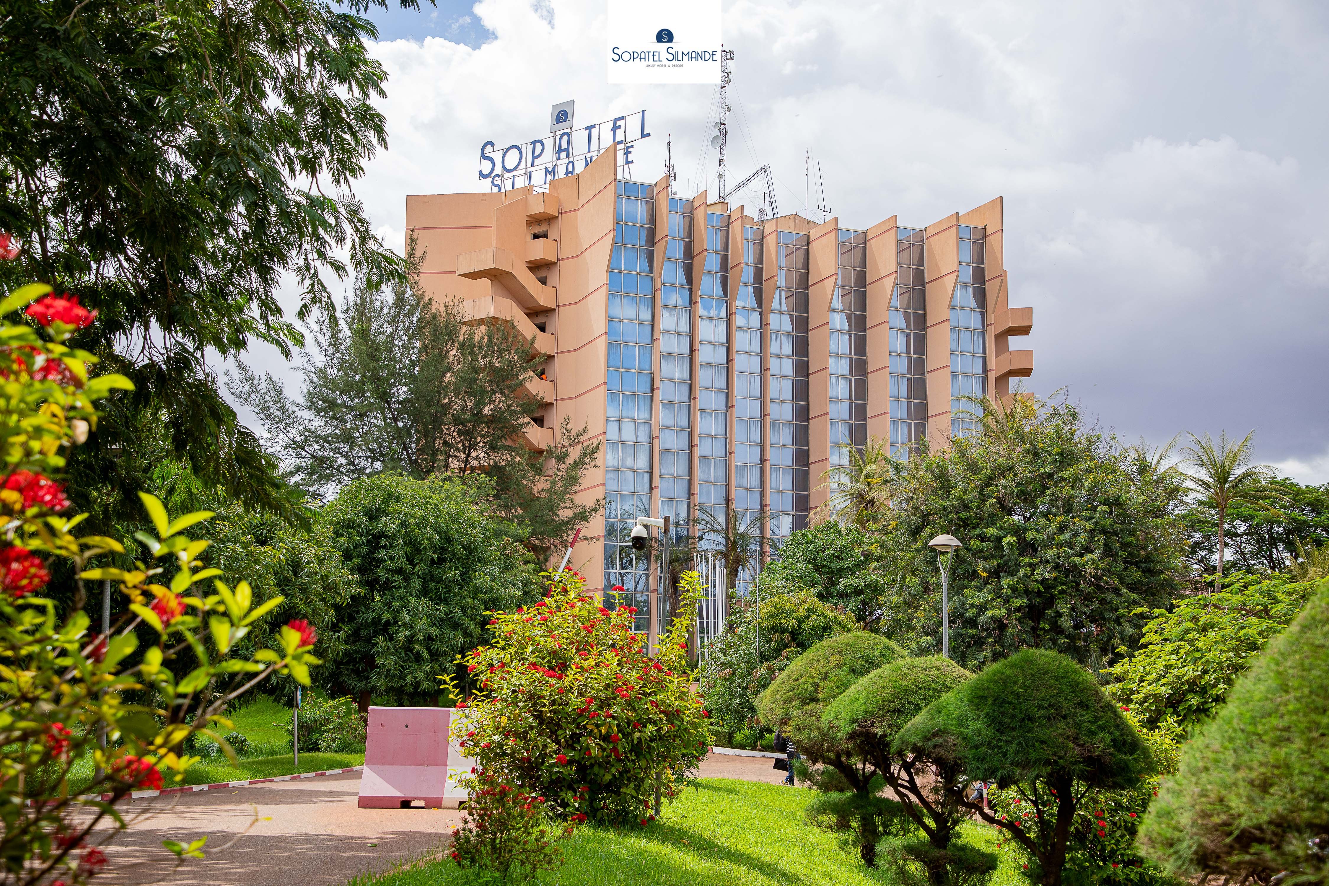 Sopatel Silmande Hotel