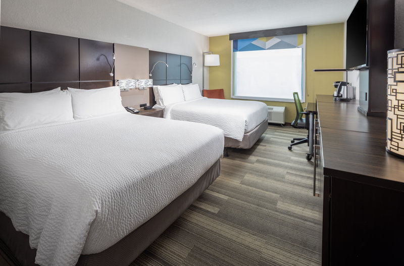 2 DOUBLE BEDS NONSMOKING