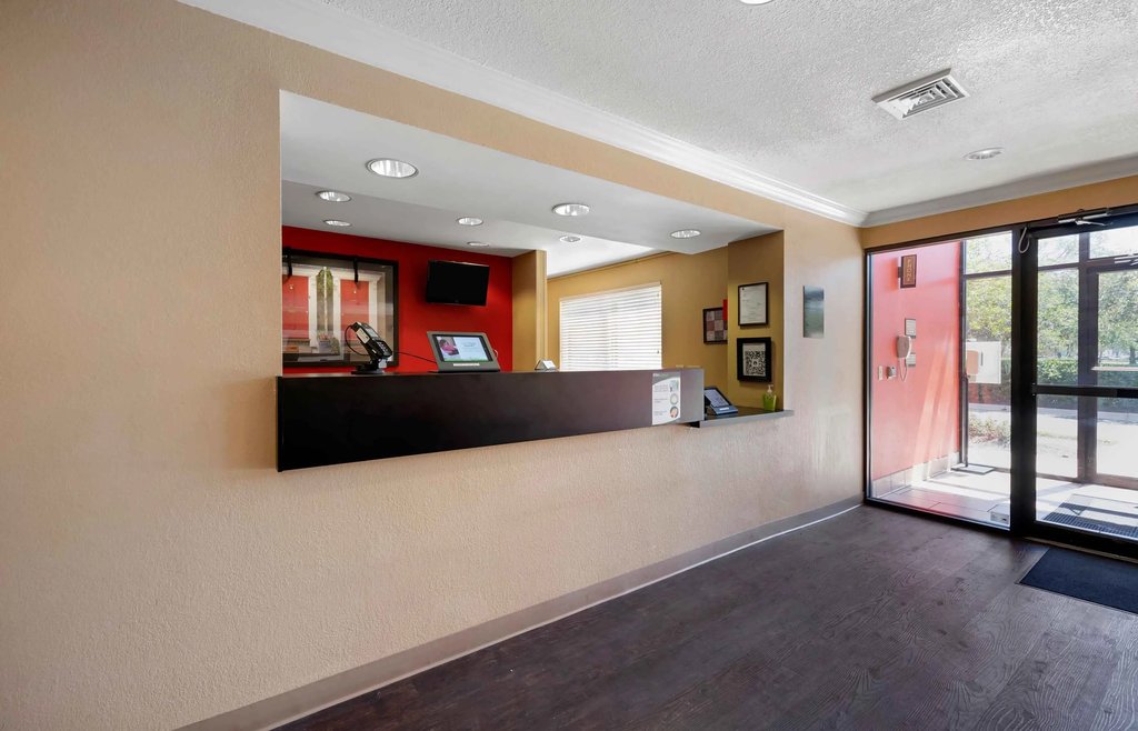 SOUTHPOINT SUITES, Camden
