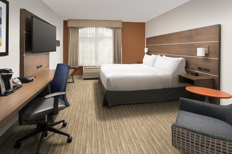 Holiday Inn Express Baltimore – BWI Airport North