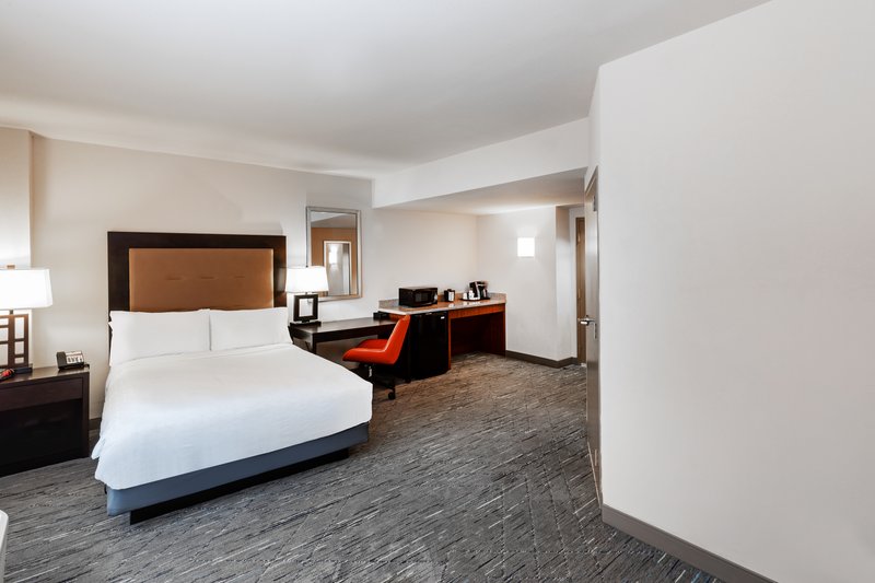 1BD STUDIO HEAR MOBILITY ACCESSIBLE TUB