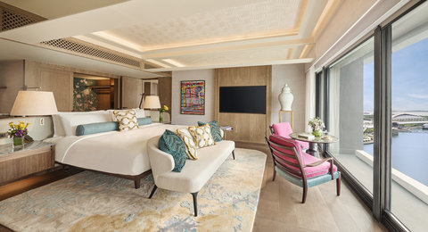 Royal Marina Bay Penthouse Master Bedroom