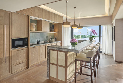 Royal Marina Bay Penthouse Kitchen