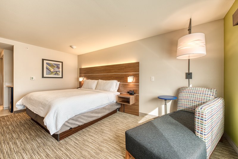 Holiday Inn Express and Suites Manitou Springs