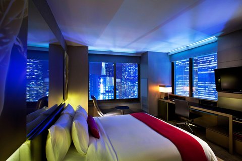 Suite Bedroom