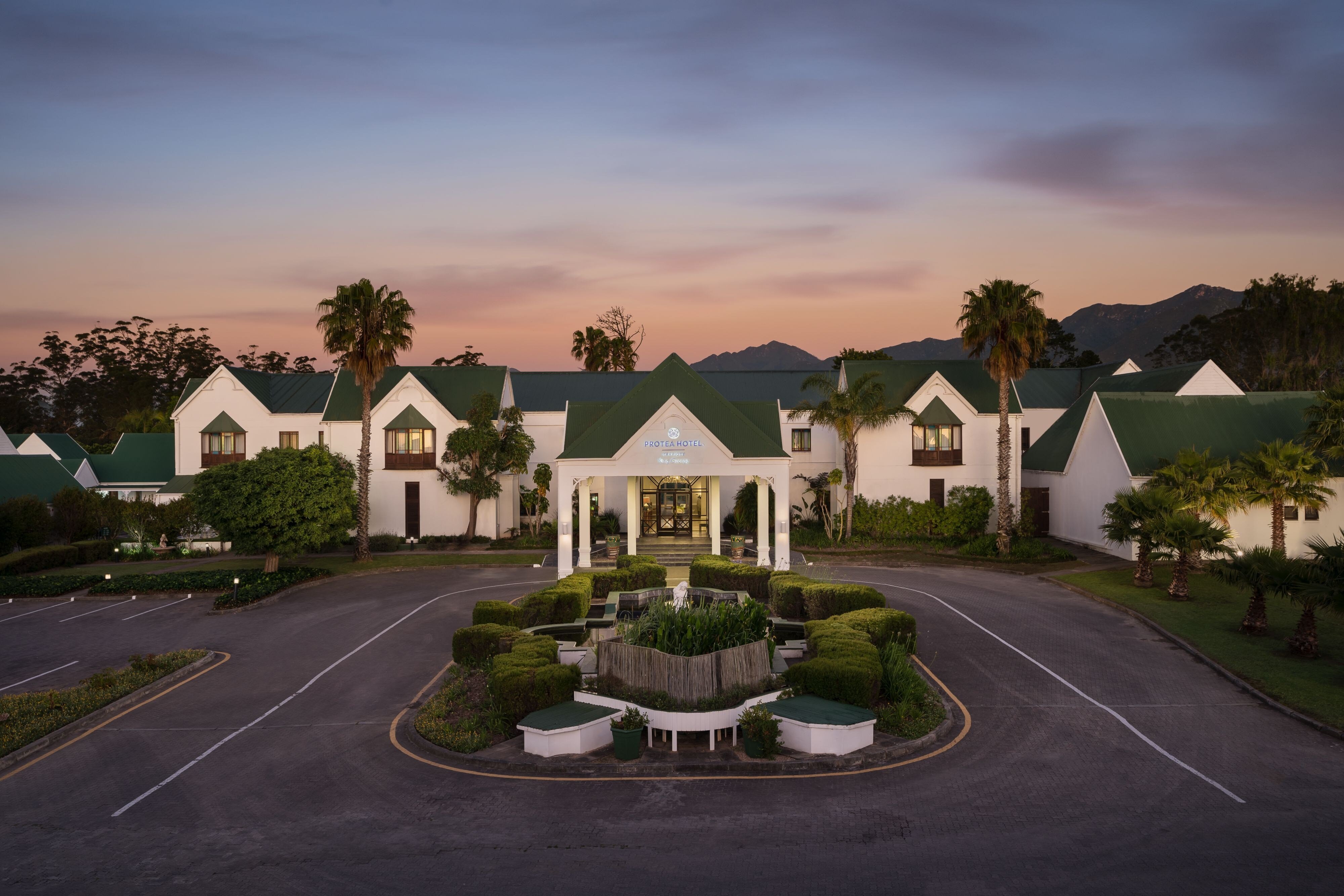 Protea Hotel King George