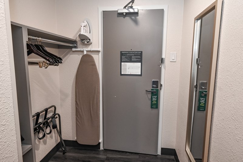 HOLIDAY INN MAYFIELD