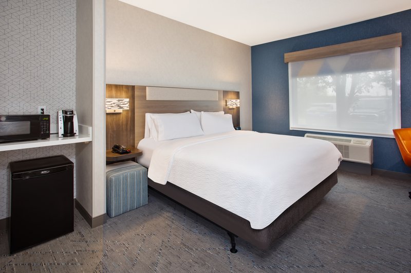 HOLIDAY INN EXPRESS BELLEVILLE