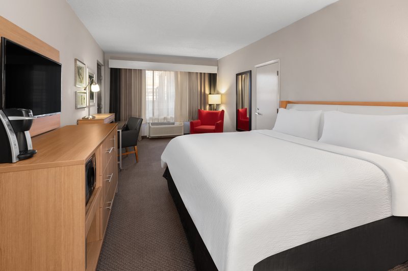 HOLIDAY INN SUNLAND PARK
