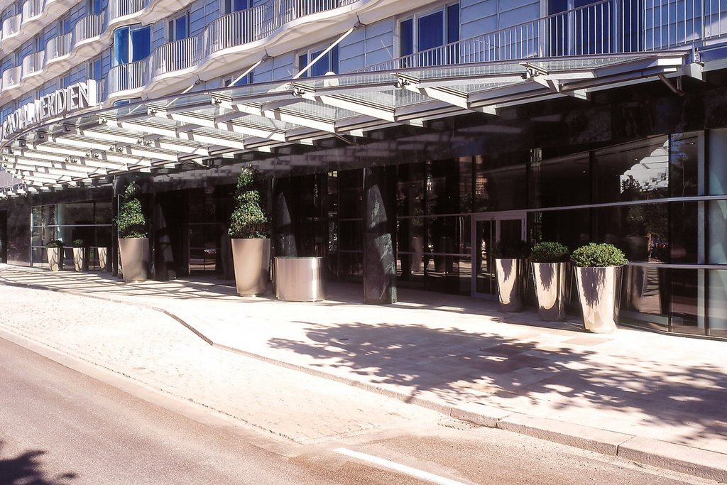 Guest photo