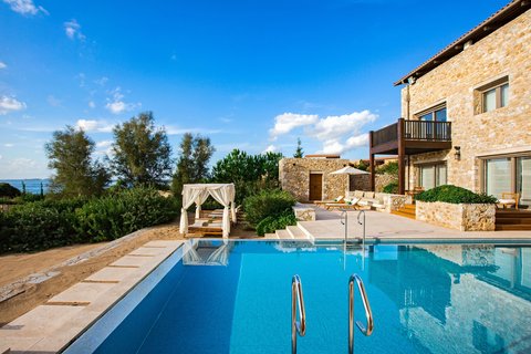 Private Pool of Royal Villa Methoni