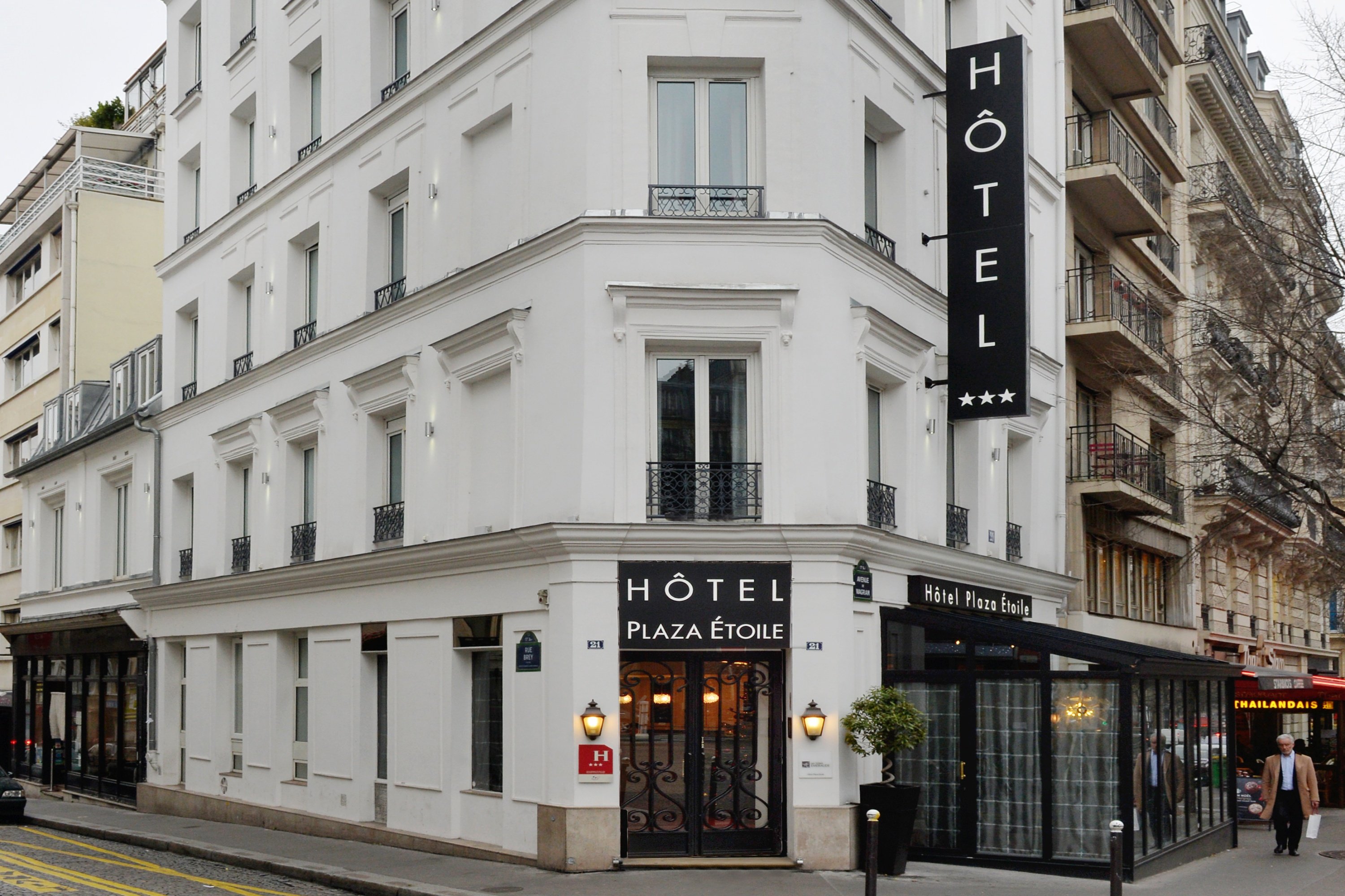 Hotel Plaza Etoile