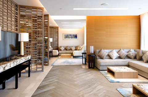Jumeirah Muscat Bay Premium Lounge