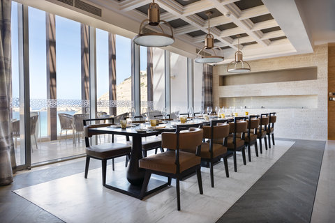 Brezza Restaurant