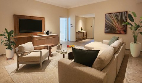 Exclusive Suite Pool Villa Bedroom