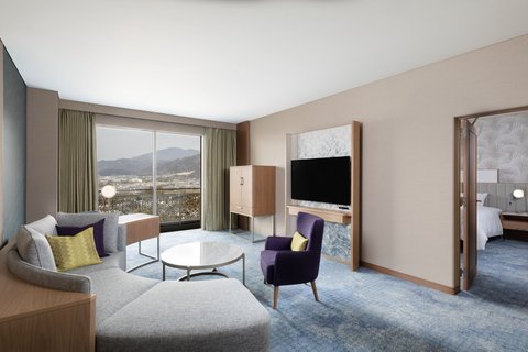 Luxury Suite Grand View
