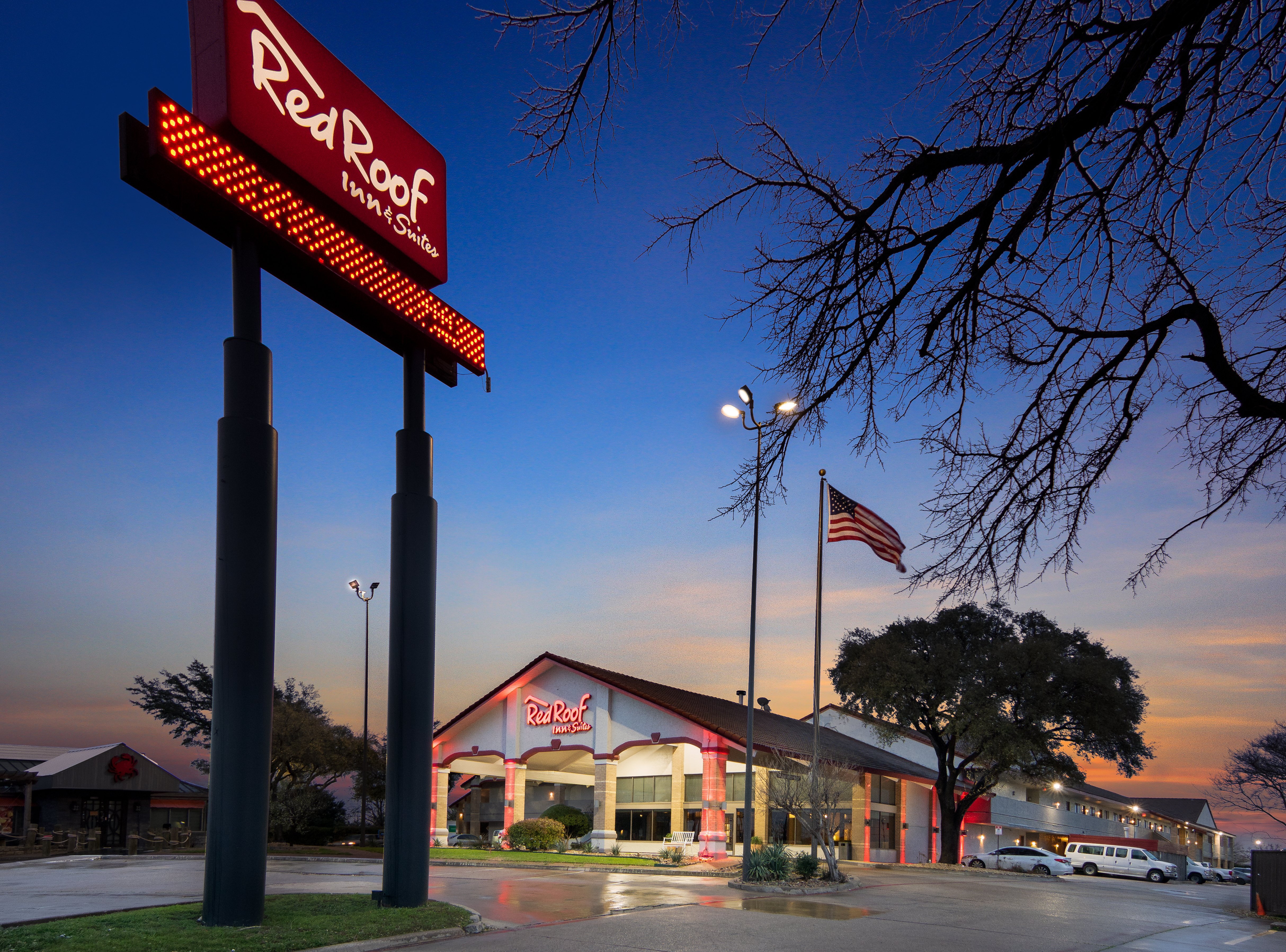 Red Roof Suites Irving–DFW Airport South