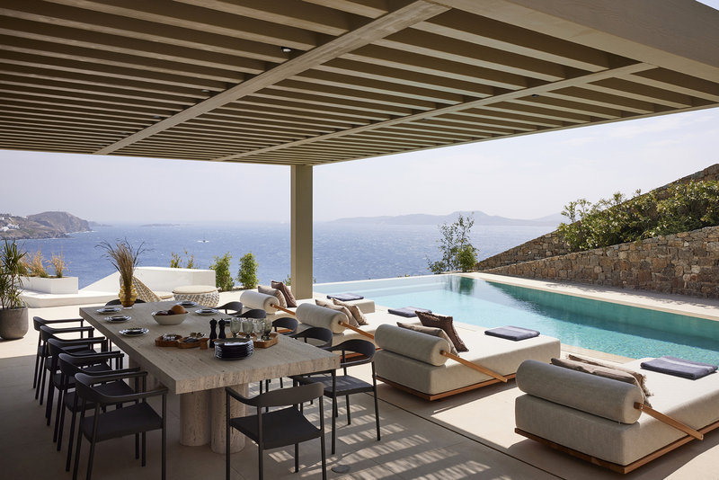 Bill And Coo Suites And Lounge