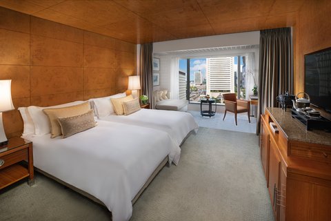 Mandarin Oriental Hong Kong Hotel Room Statue Square View Twin Bed New Lr