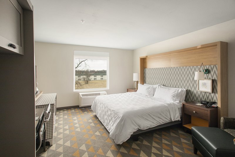 Holiday Inn Hotel and Suites Decatur