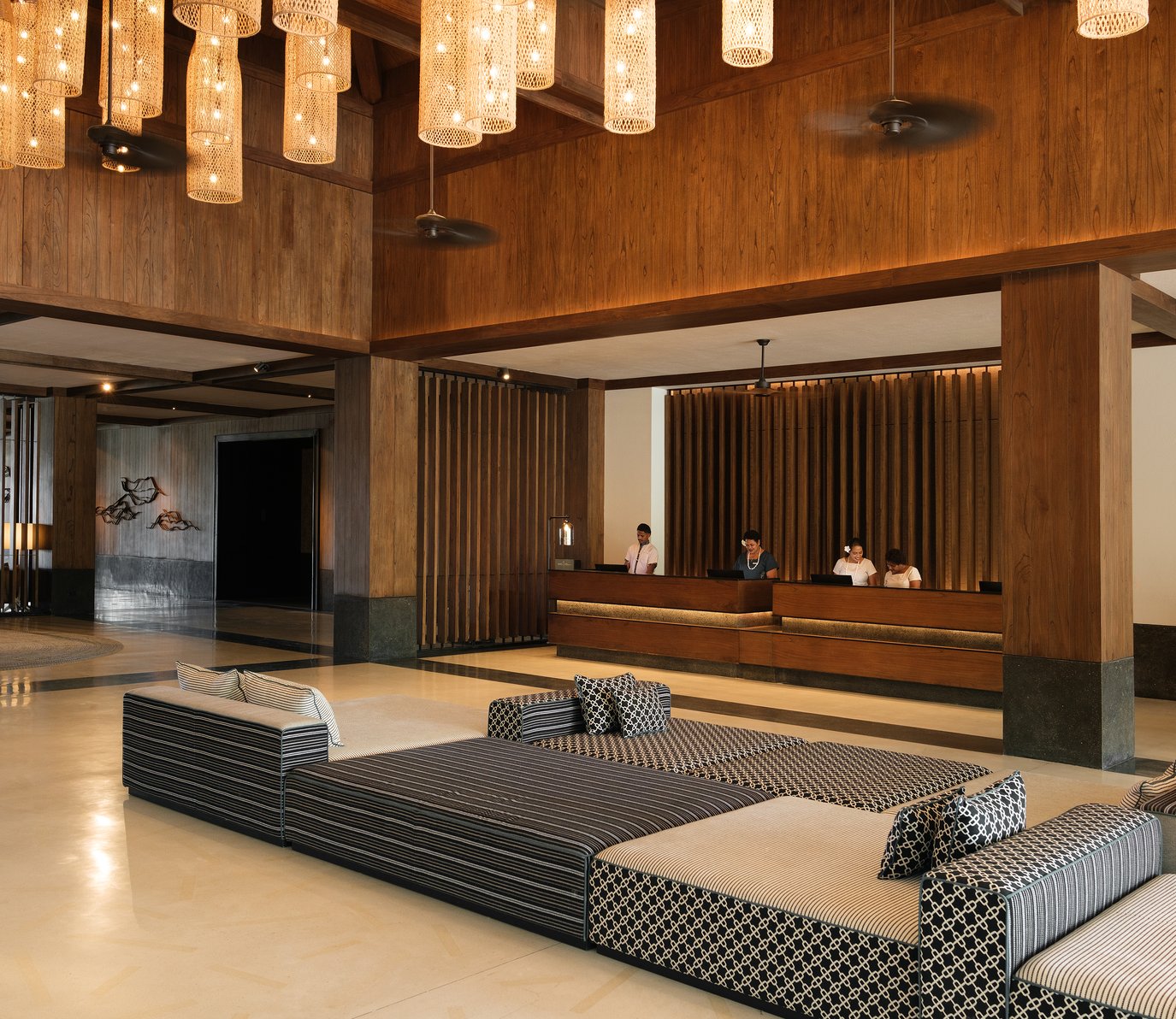 Crowne Plaza Fiji Nadi Bay Resort & Spa, an IHG Hotel - Lobby