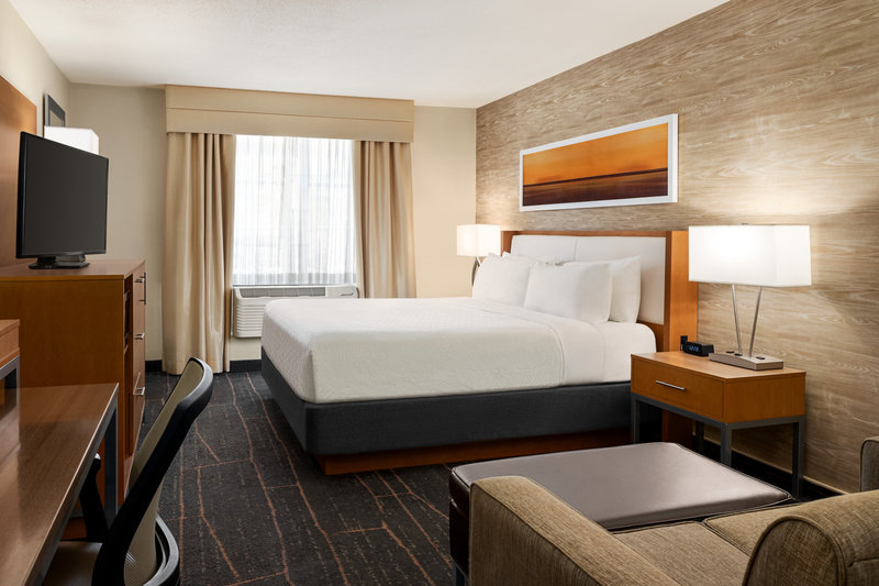 Holiday Inn Saratoga Springs