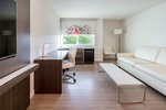 Aloft Suite, Suite, 1 King, Corner room