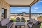 Penthouse, 1 King