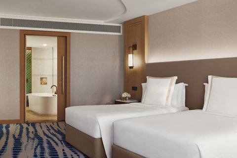 Jumeirah Beach Hotel Two Bedroom Ocean Family Deluxe Room