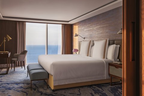 Jumeirah Beach Hotel Presidential Suite Master Bedroom