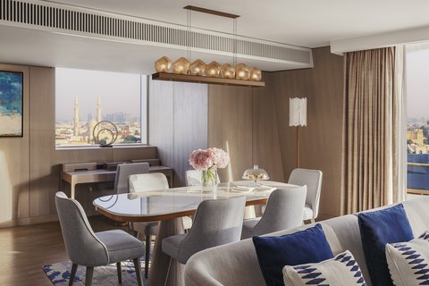 Jumeirah Beach Hotel Three Bedroom Suite Dining Area