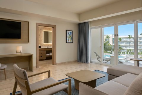 puntacana suite living room view