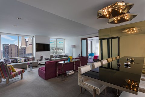 Extreme WOW Suite Living Room