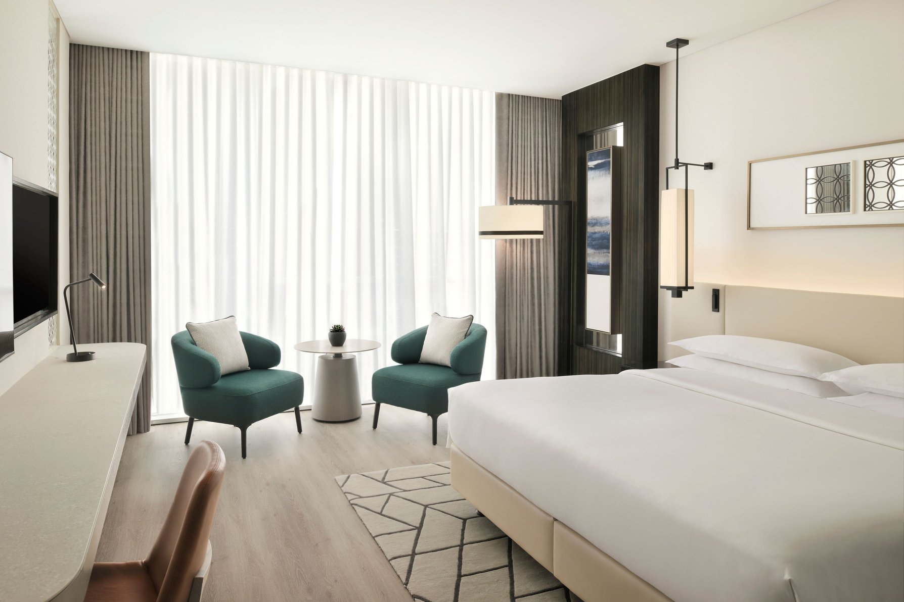 Sheraton Grand Hotel, Dubai Room Type - Deluxe Room, Guest room, King