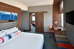 Ultra Savvy Suite, Suite, 1 King, City view, High floor