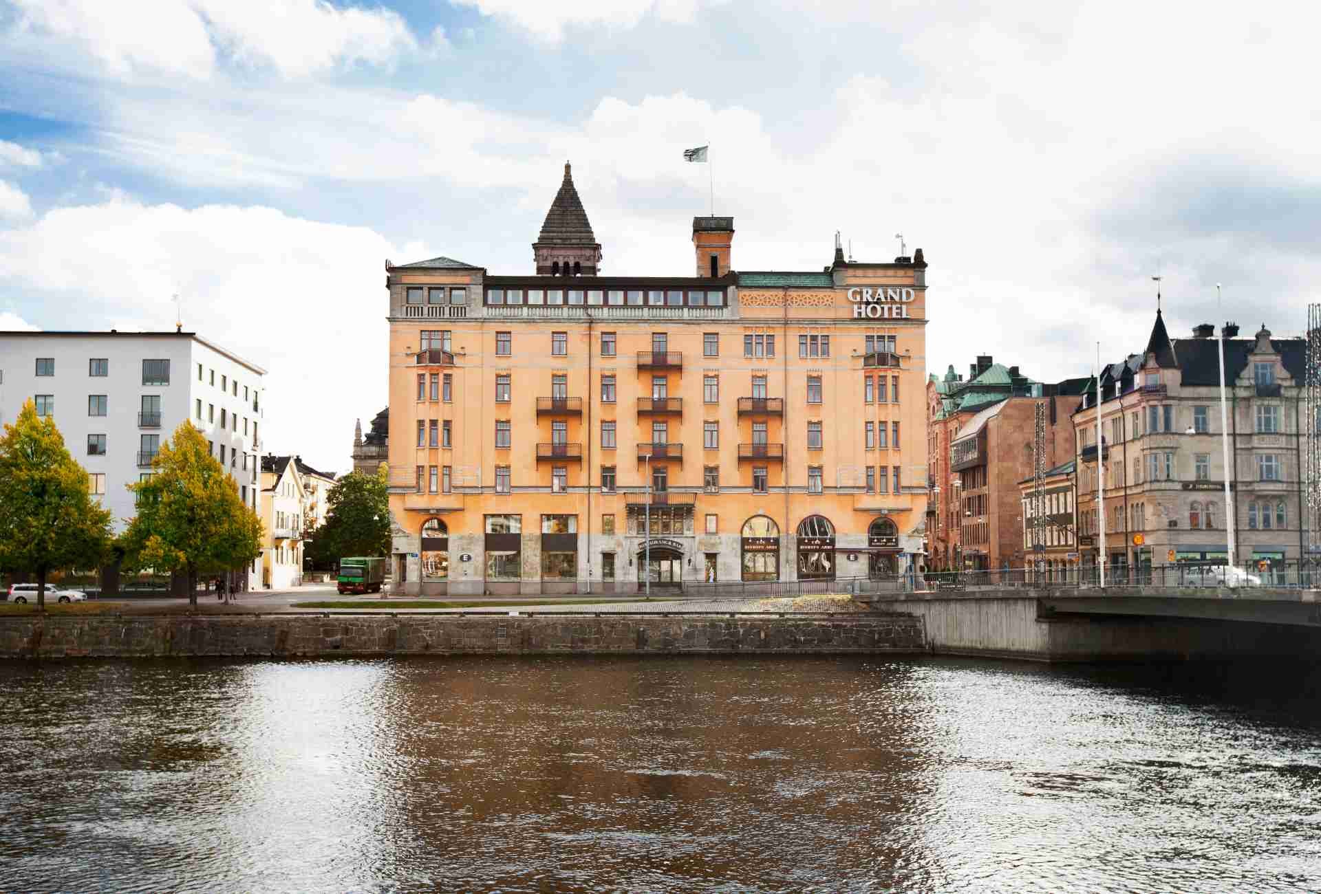 Elite Grand Hotel