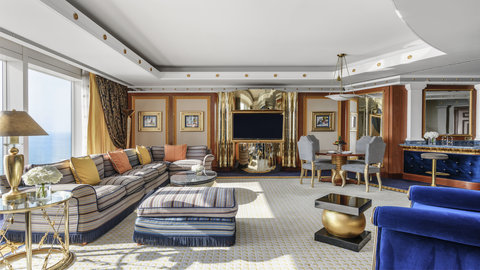 Deluxe Marina Suite