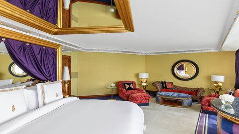 Sky Palm Suite