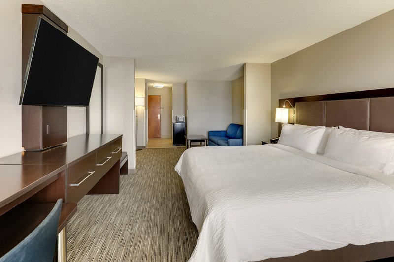 HOLIDAY INN EXP STES MONTPELIE
