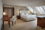 Superior Suite, Suite, 1 King, Sofa bed, Garden view