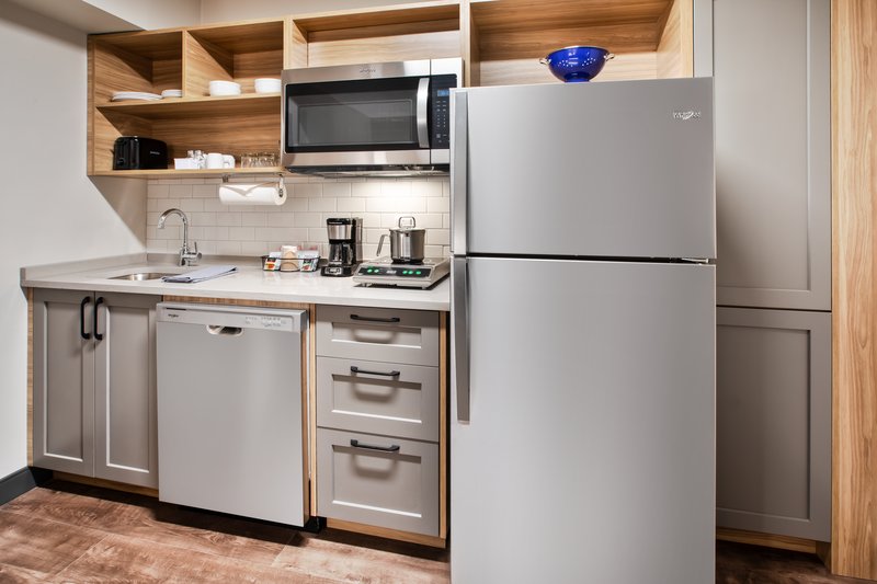 Candlewood Suites Cincinnati Northeast – Mason